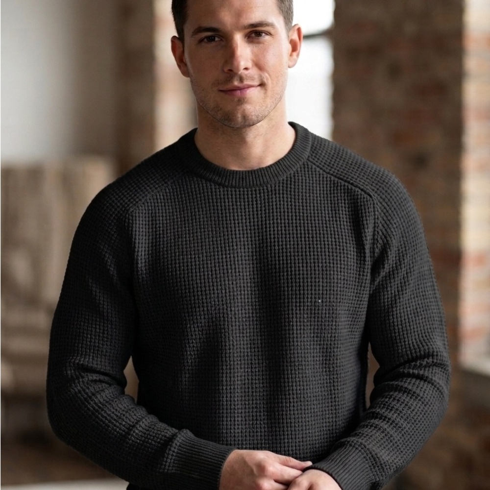 Men's J.MIEER Black Waffle Knit Crewneck Sweater- L